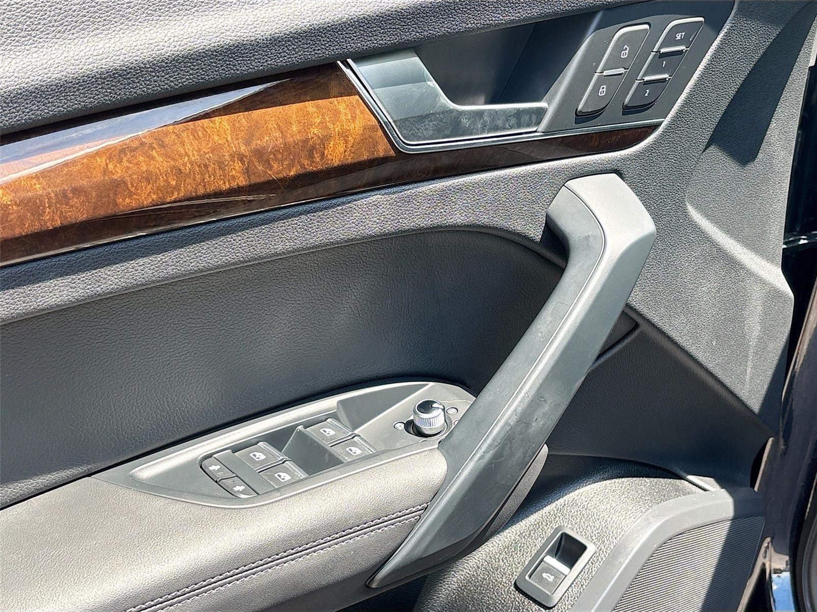 2020 Audi Q5 Premium Plus