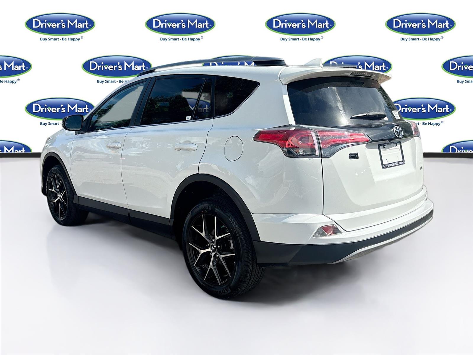 2017 Toyota RAV4 SE