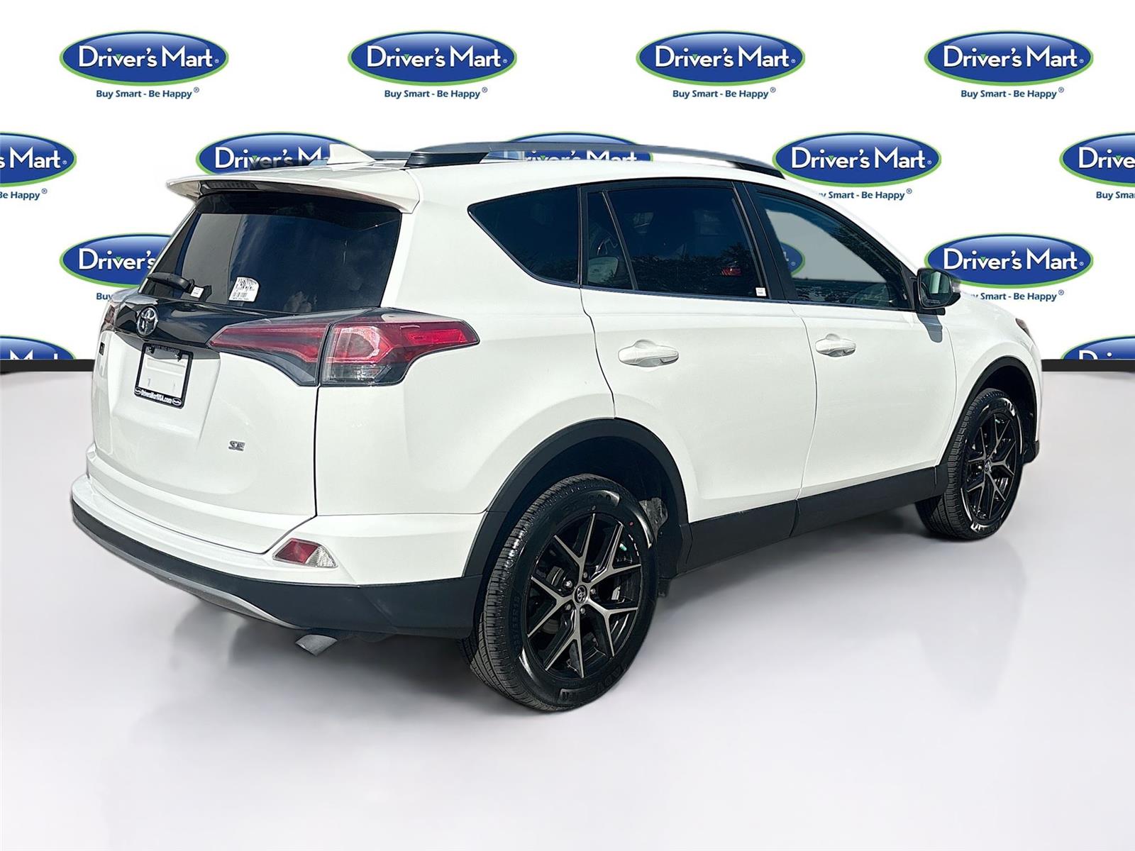 2017 Toyota RAV4 SE