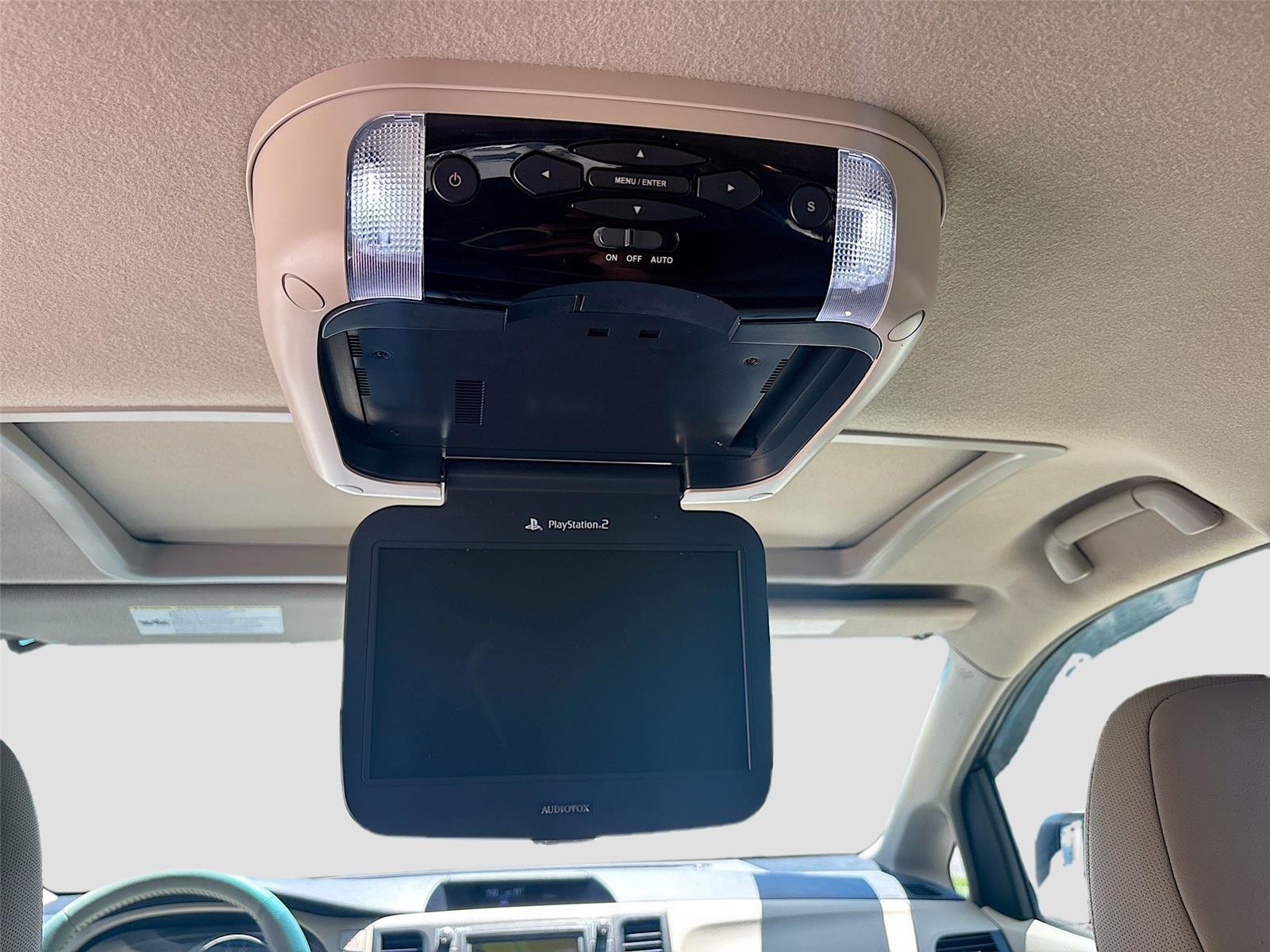 2011 Toyota Sienna XLE