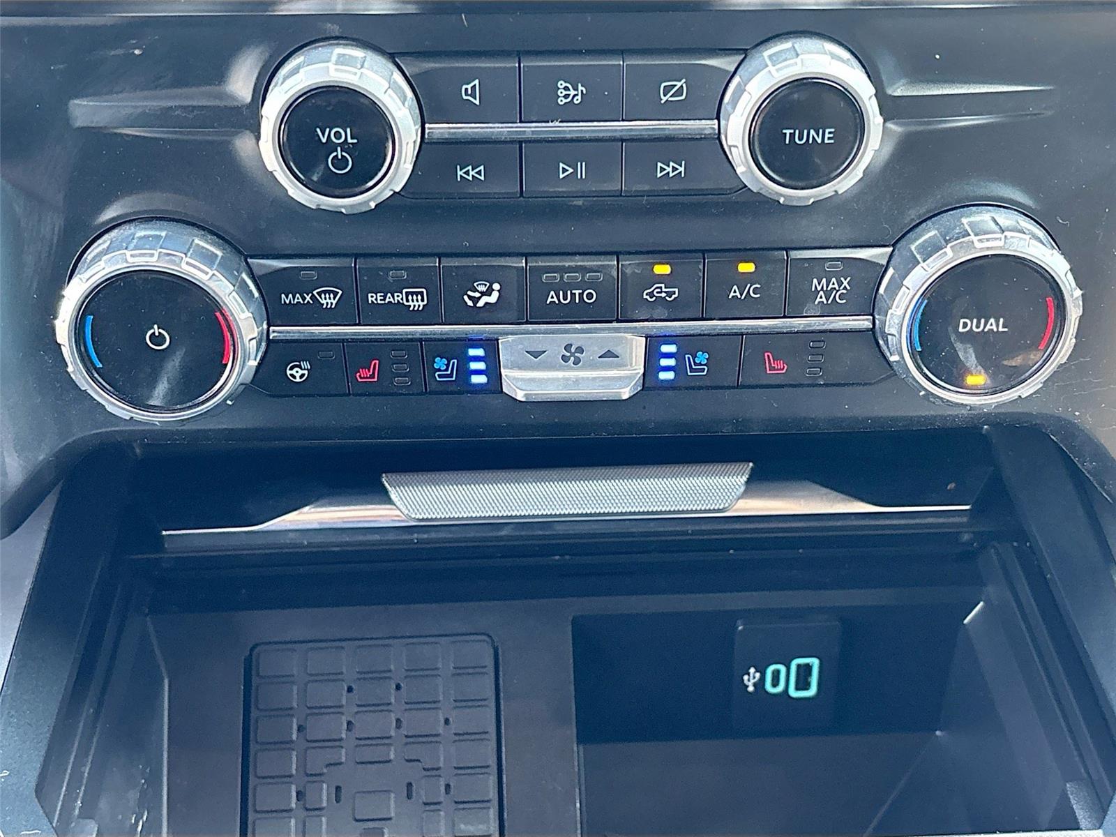 2023 Ford Super Duty F-250 SRW LARIAT