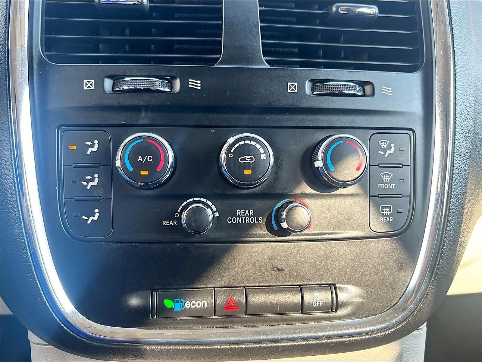 2017 Dodge Grand Caravan SE