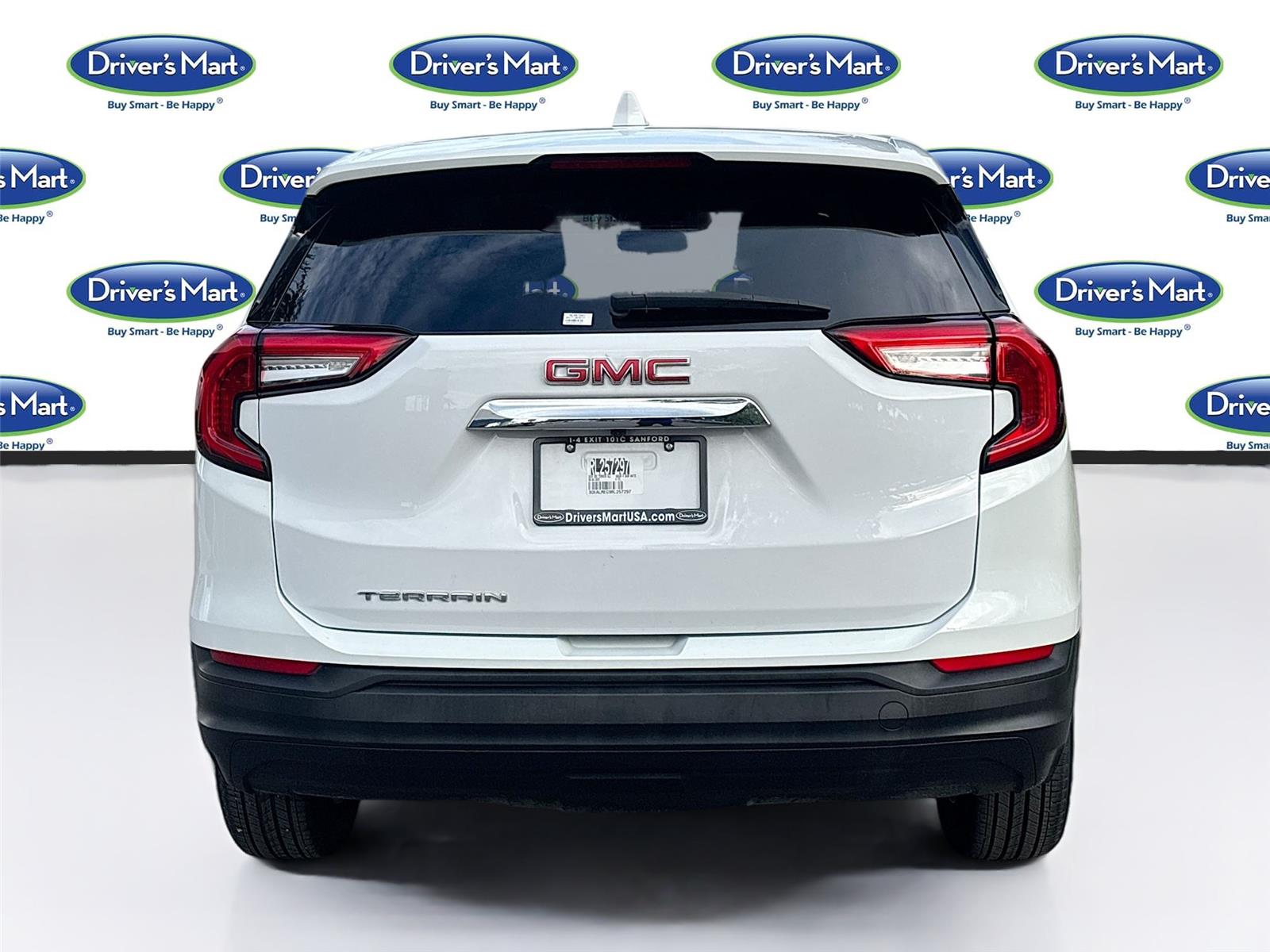 2024 Gmc Terrain SLE photo 3