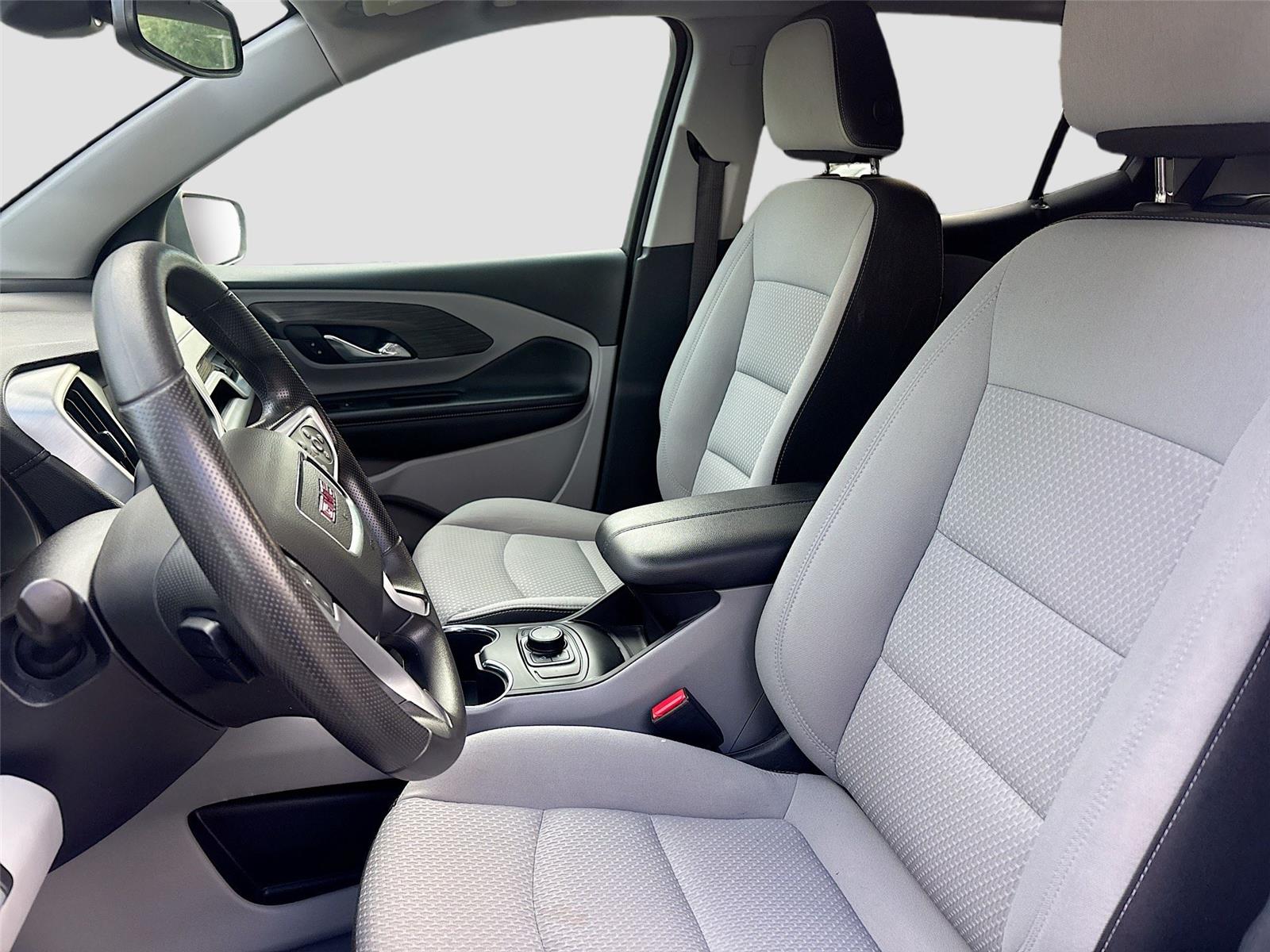 2024 Gmc Terrain SLE photo 17