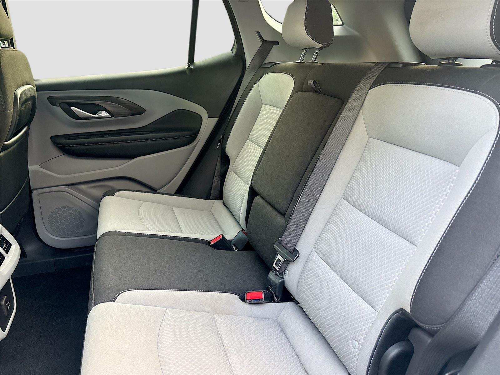 2024 Gmc Terrain SLE photo 20