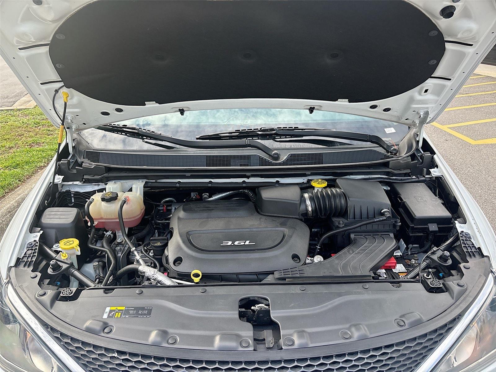2018 Chrysler Pacifica Touring L Plus