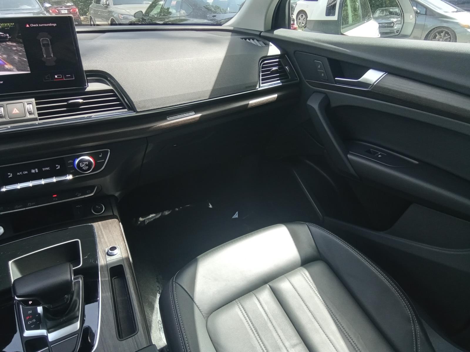 2023 Audi Q5 S line Premium
