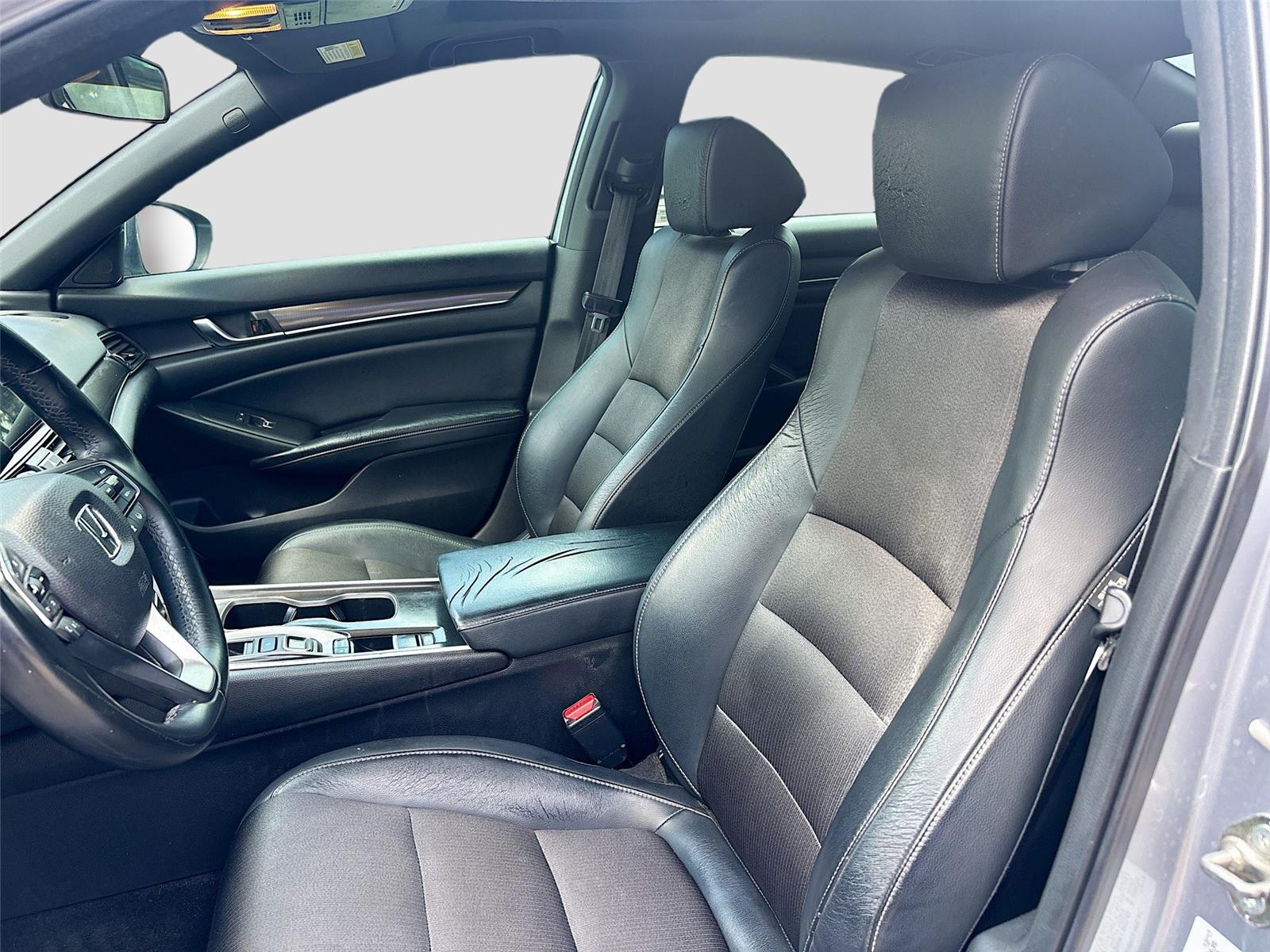 2018 Honda Accord Sedan Sport 2.0T