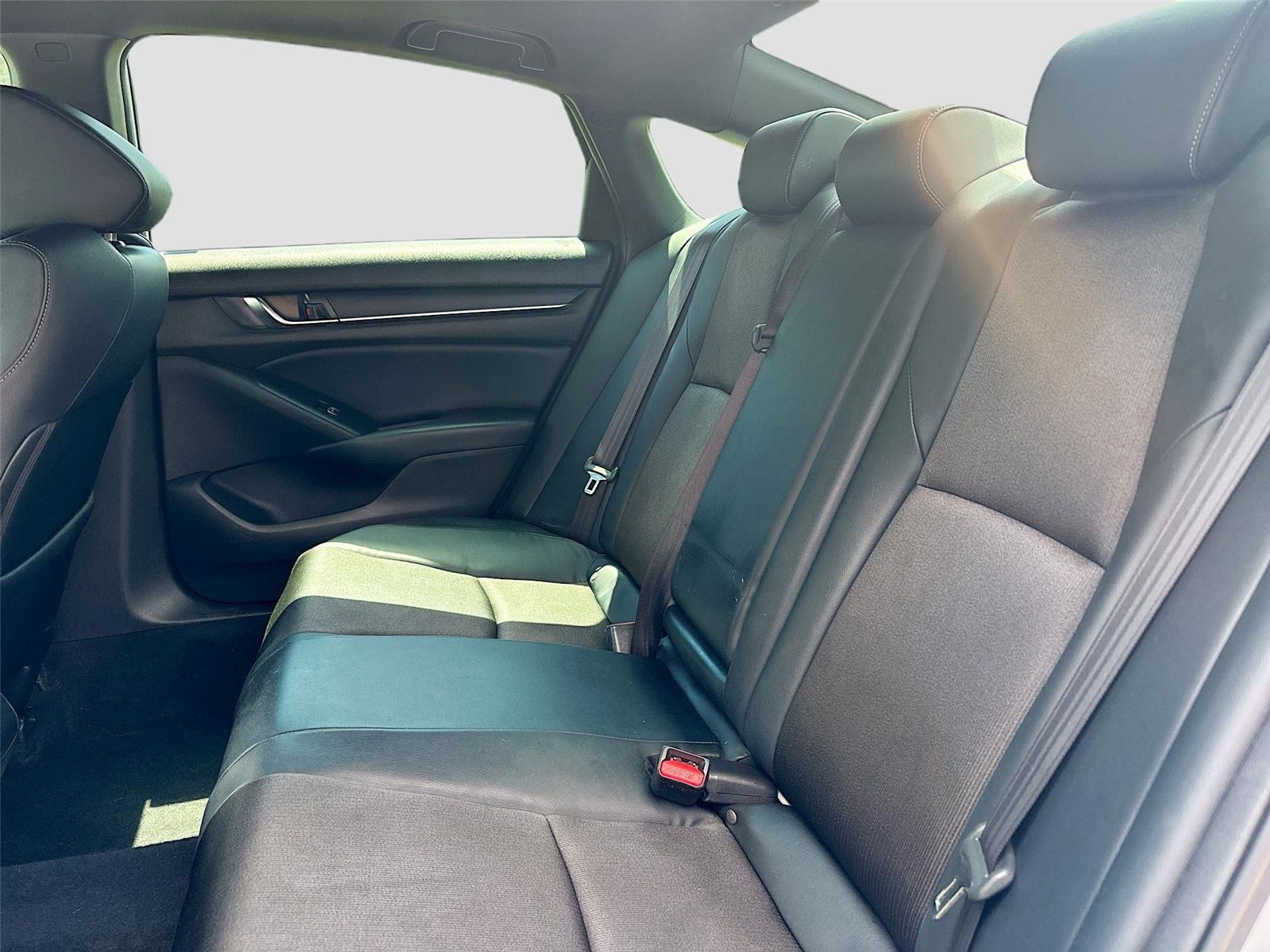 2018 Honda Accord Sedan Sport 2.0T