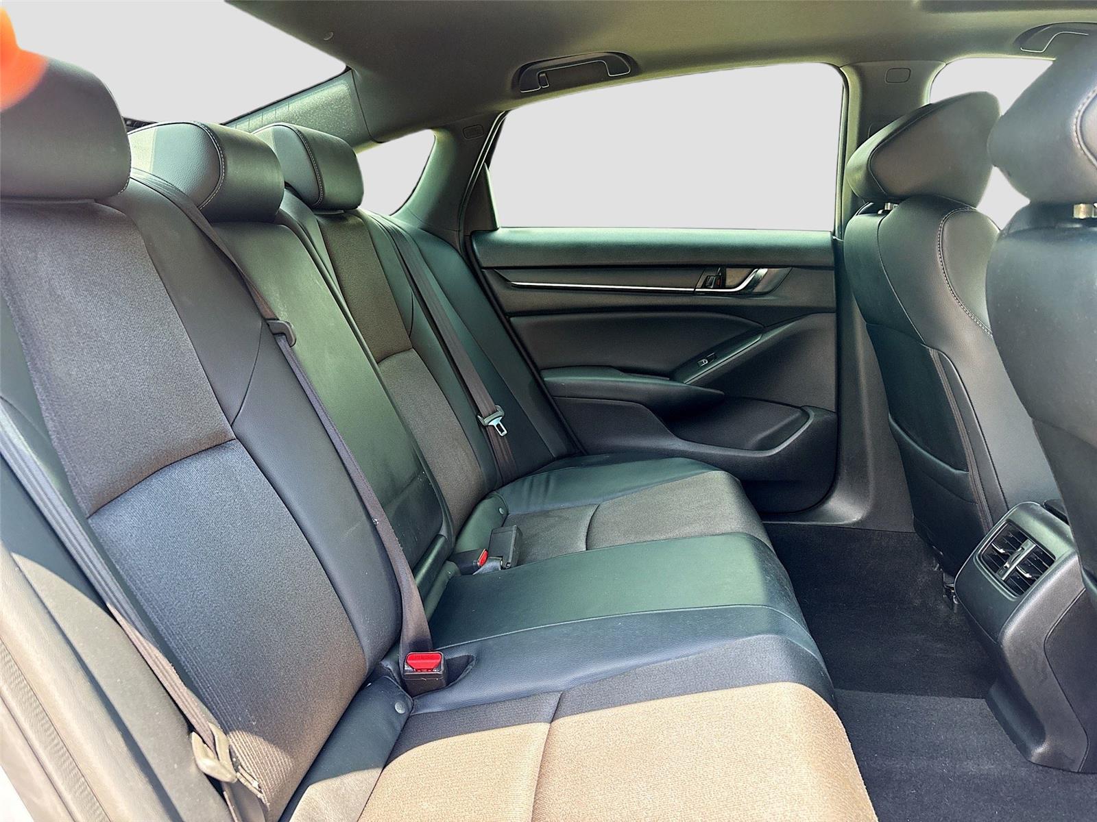 2018 Honda Accord Sedan Sport 2.0T
