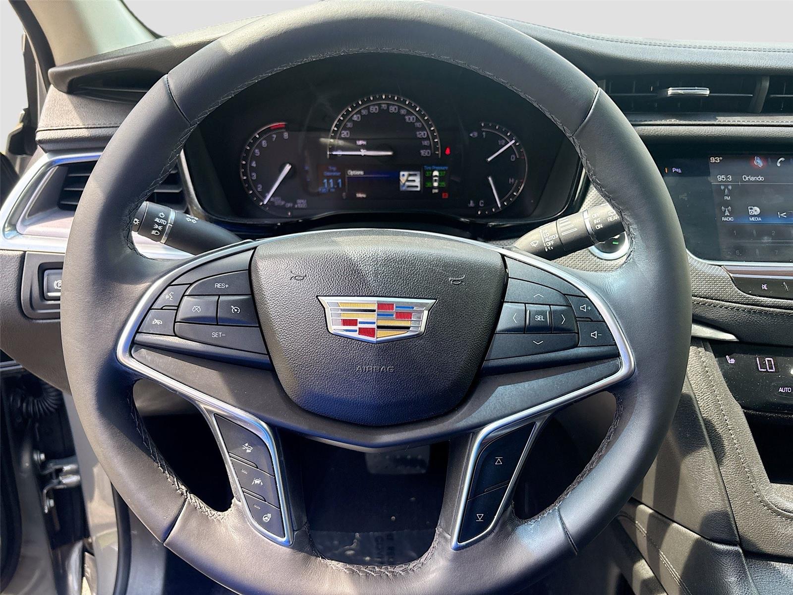 2017 Cadillac XT5 Luxury FWD