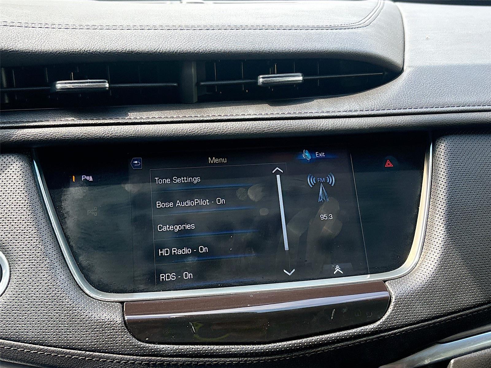 2017 Cadillac XT5 Luxury FWD
