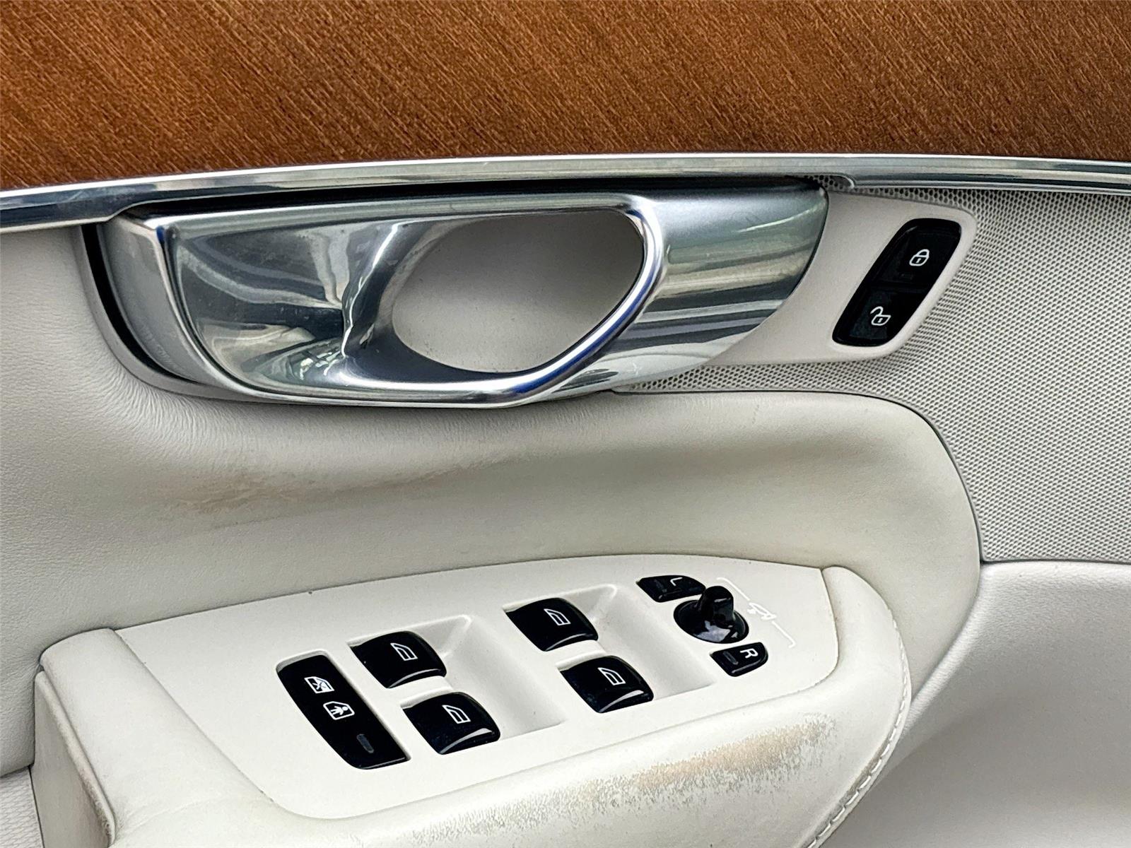 2018 Volvo XC90 Inscription
