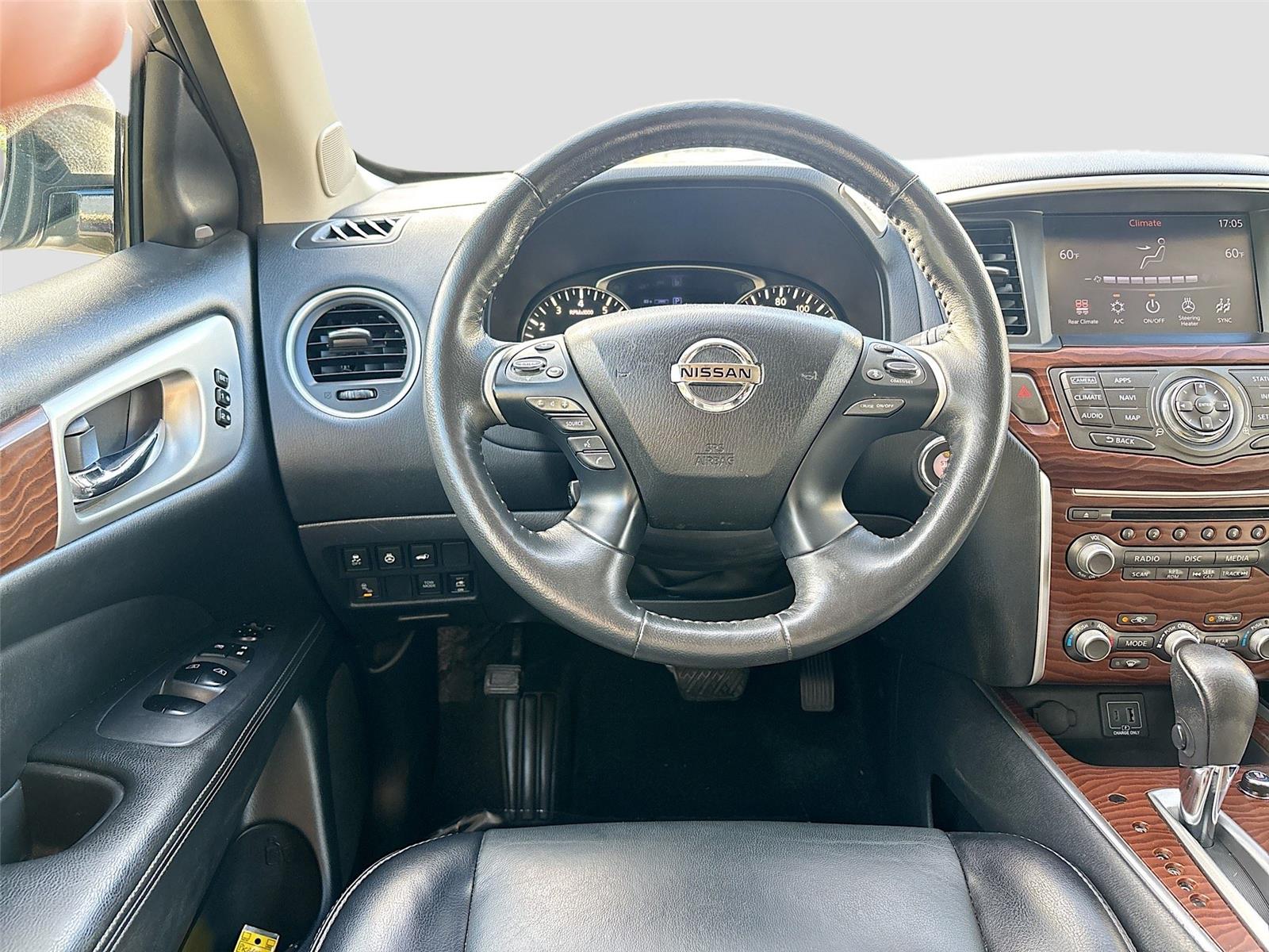 2020 Nissan Pathfinder Platinum