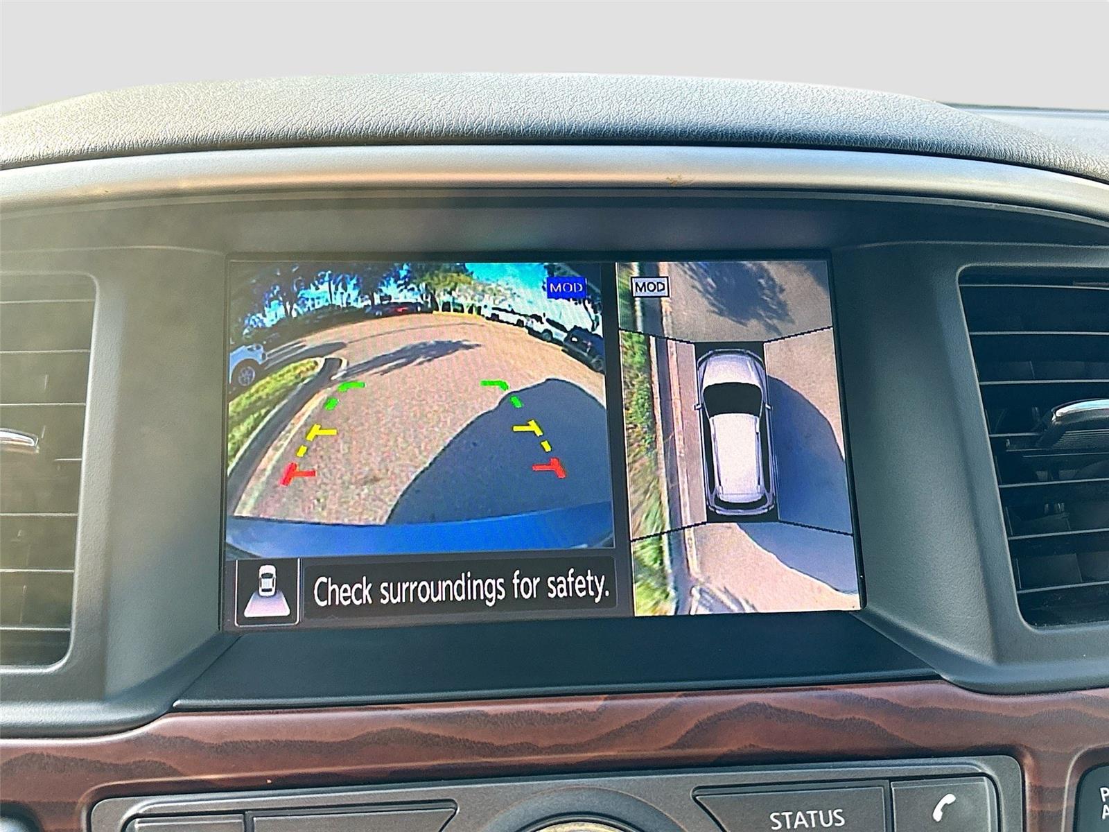 2020 Nissan Pathfinder Platinum