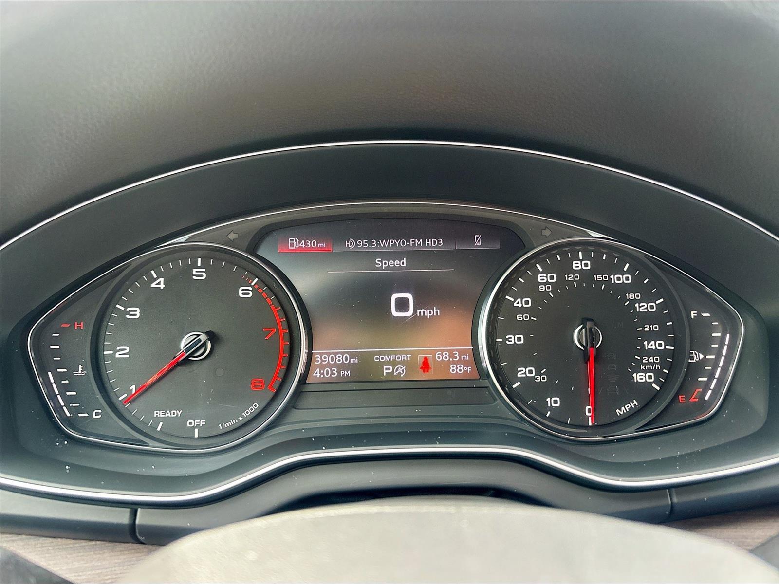 2023 Audi Q5 S line Premium