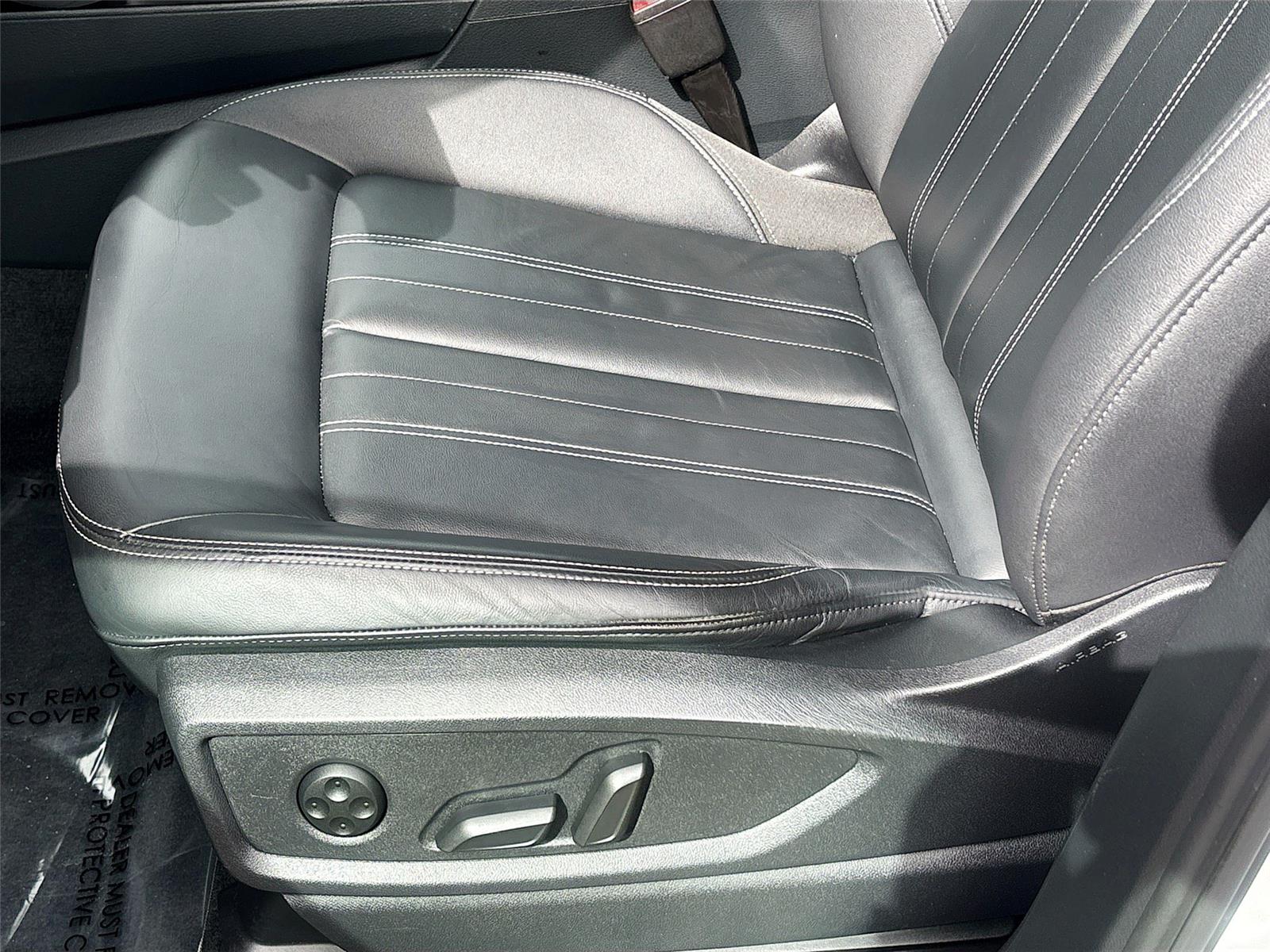 2023 Audi Q5 S line Premium