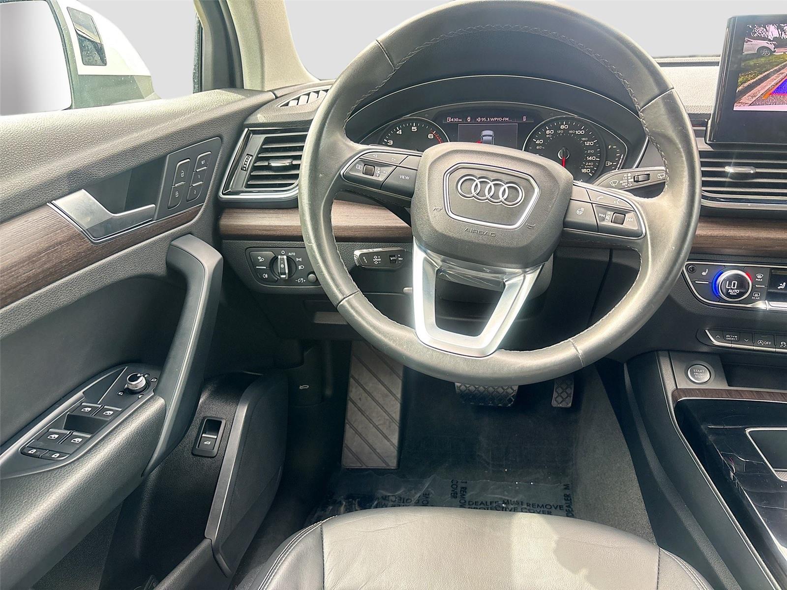 2023 Audi Q5 S line Premium
