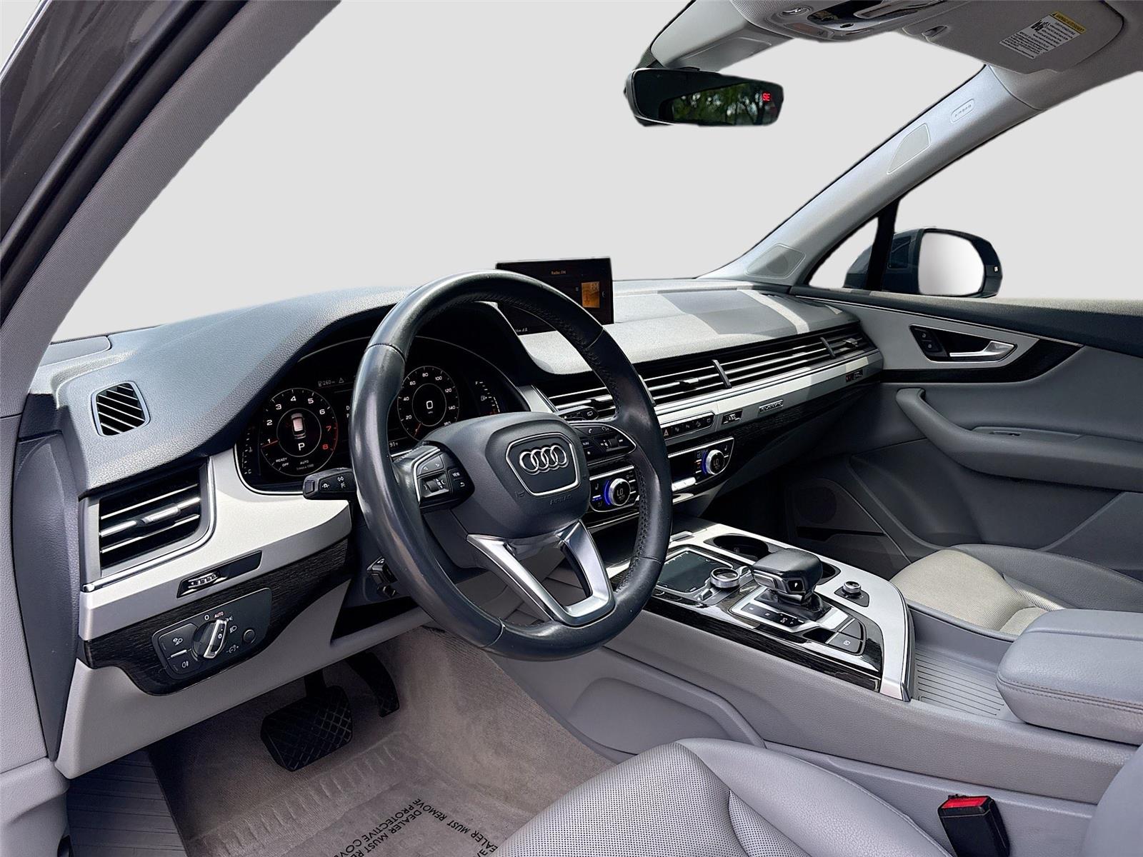 2019 Audi Q7 Premium Plus