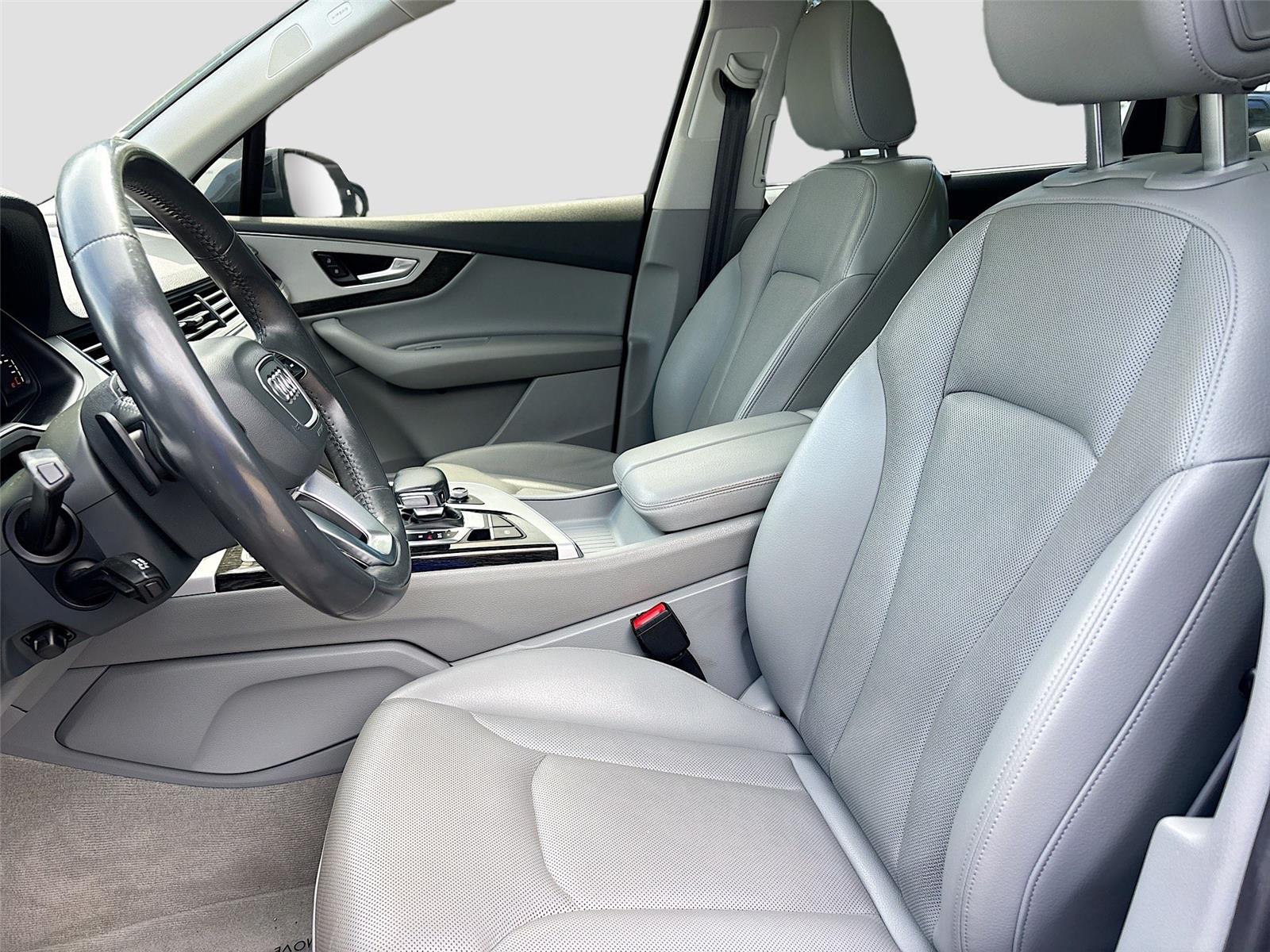 2019 Audi Q7 Premium Plus