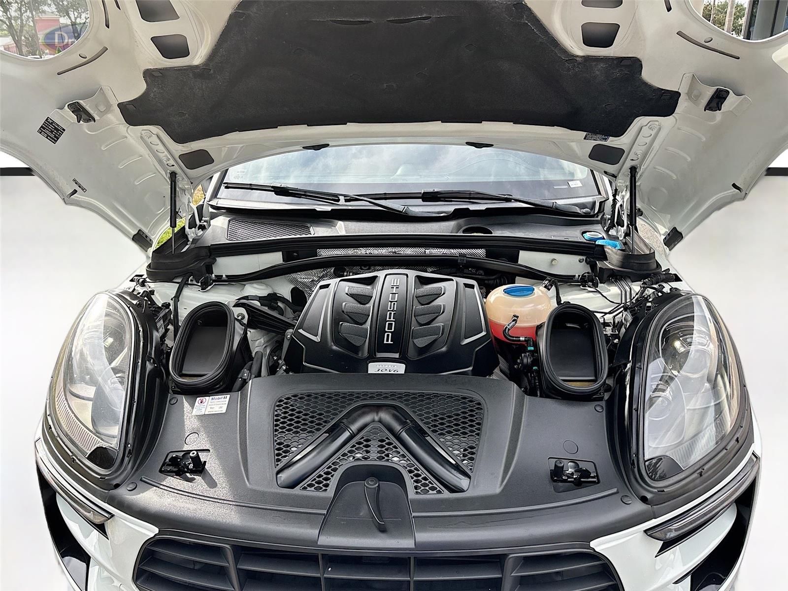 2018 Porsche Macan GTS