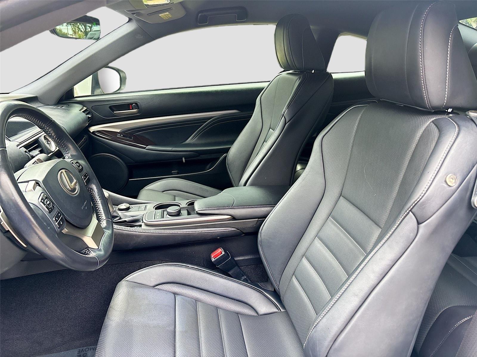 2016 Lexus RC 200t