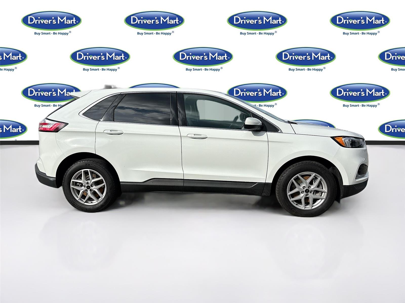 2024 Ford Edge SEL photo 8