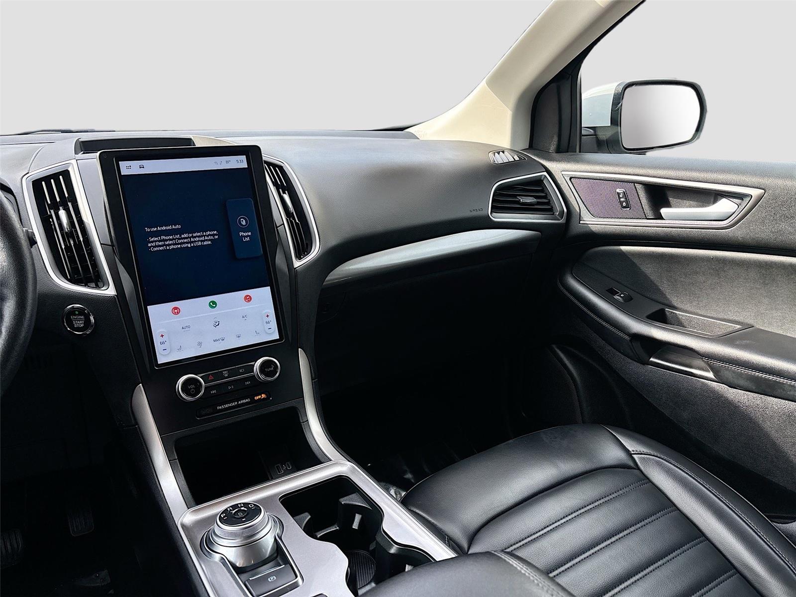 2024 Ford Edge SEL photo 24