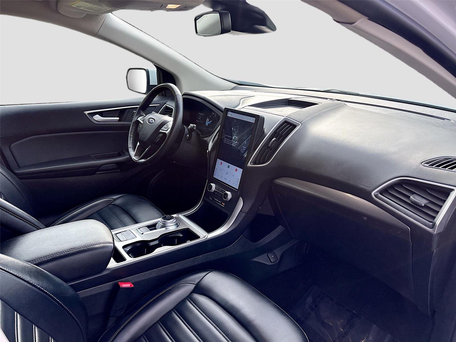 2024 Ford Edge SEL photo 27
