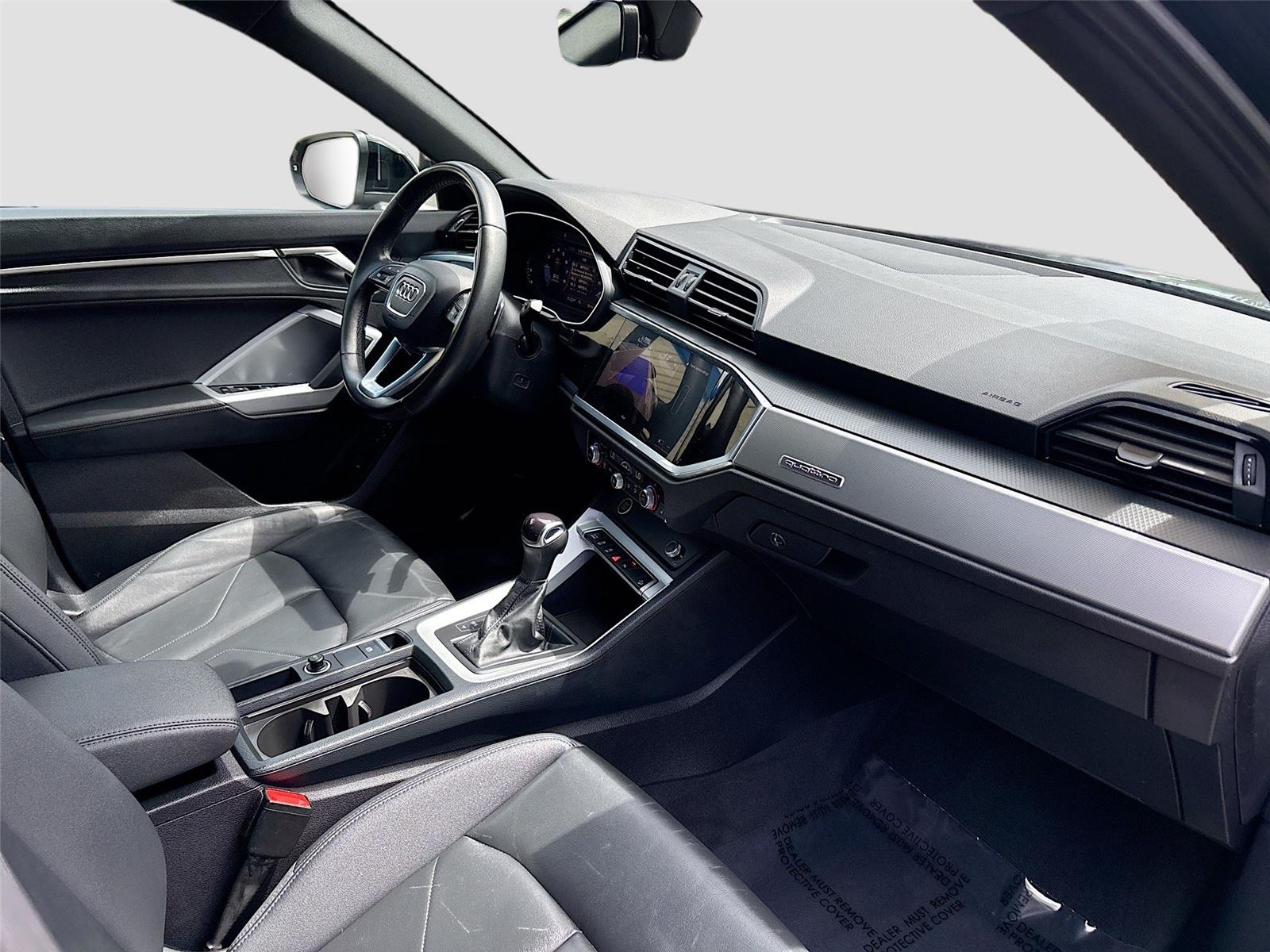 2023 Audi Q3 S line Premium photo 28