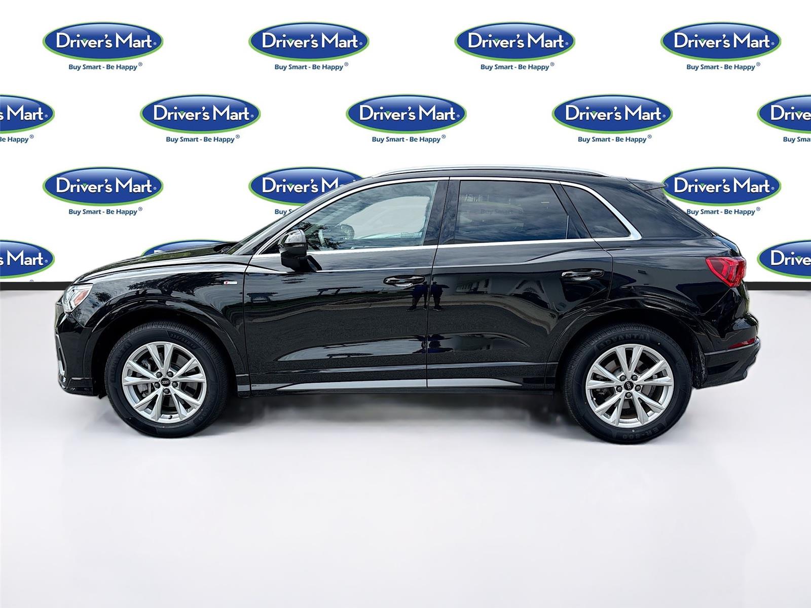 2023 Audi Q3 S line Premium photo 4