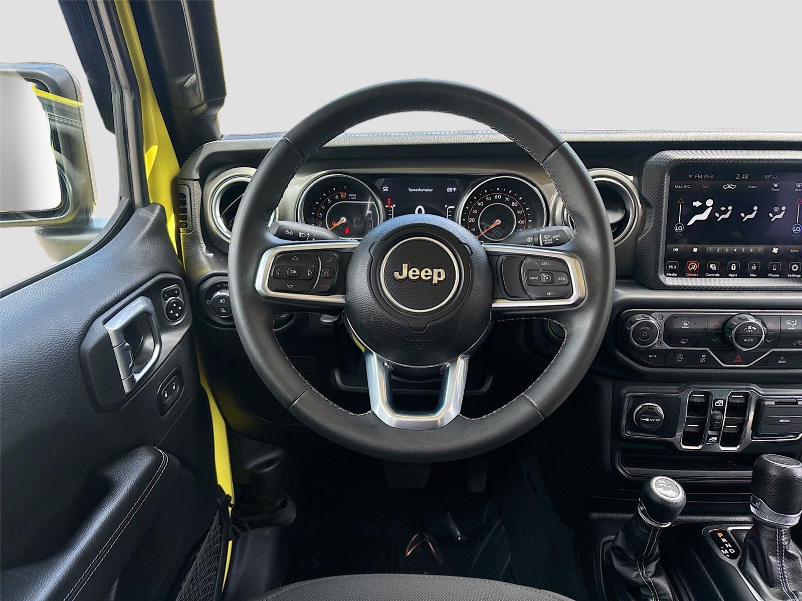 2023 Jeep Gladiator Overland