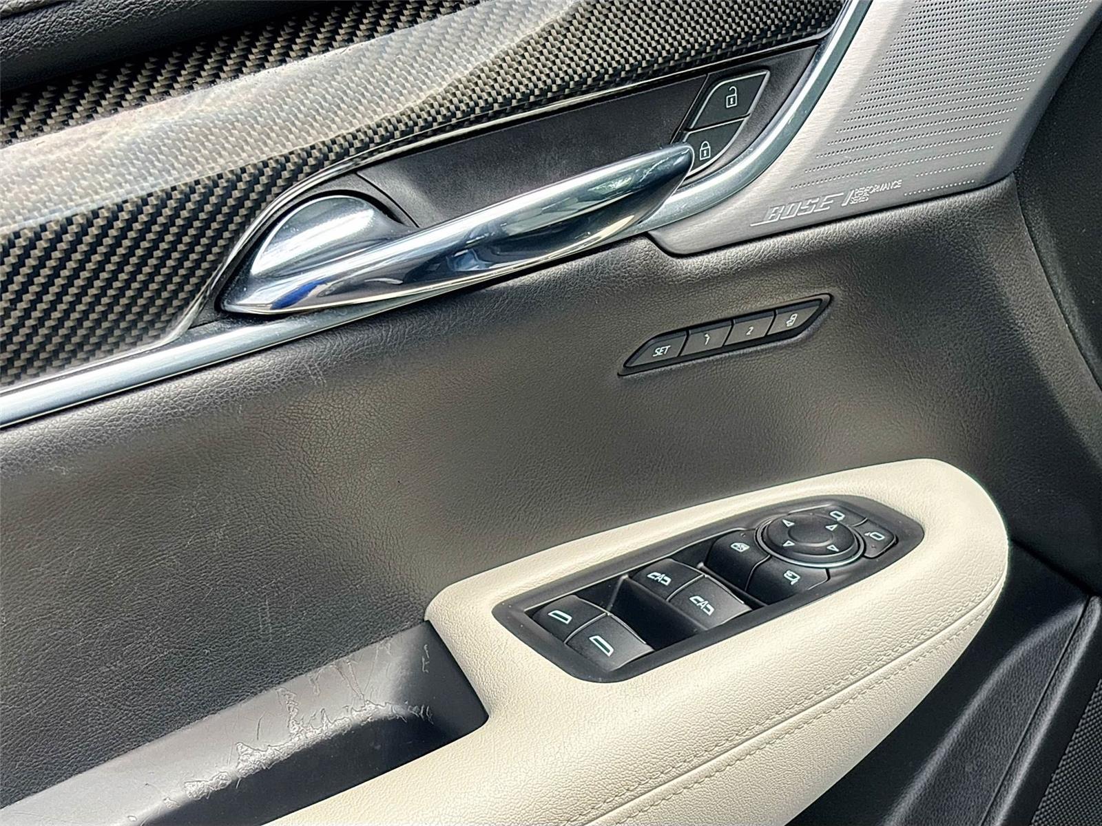 2021 Cadillac XT6 Sport photo 18