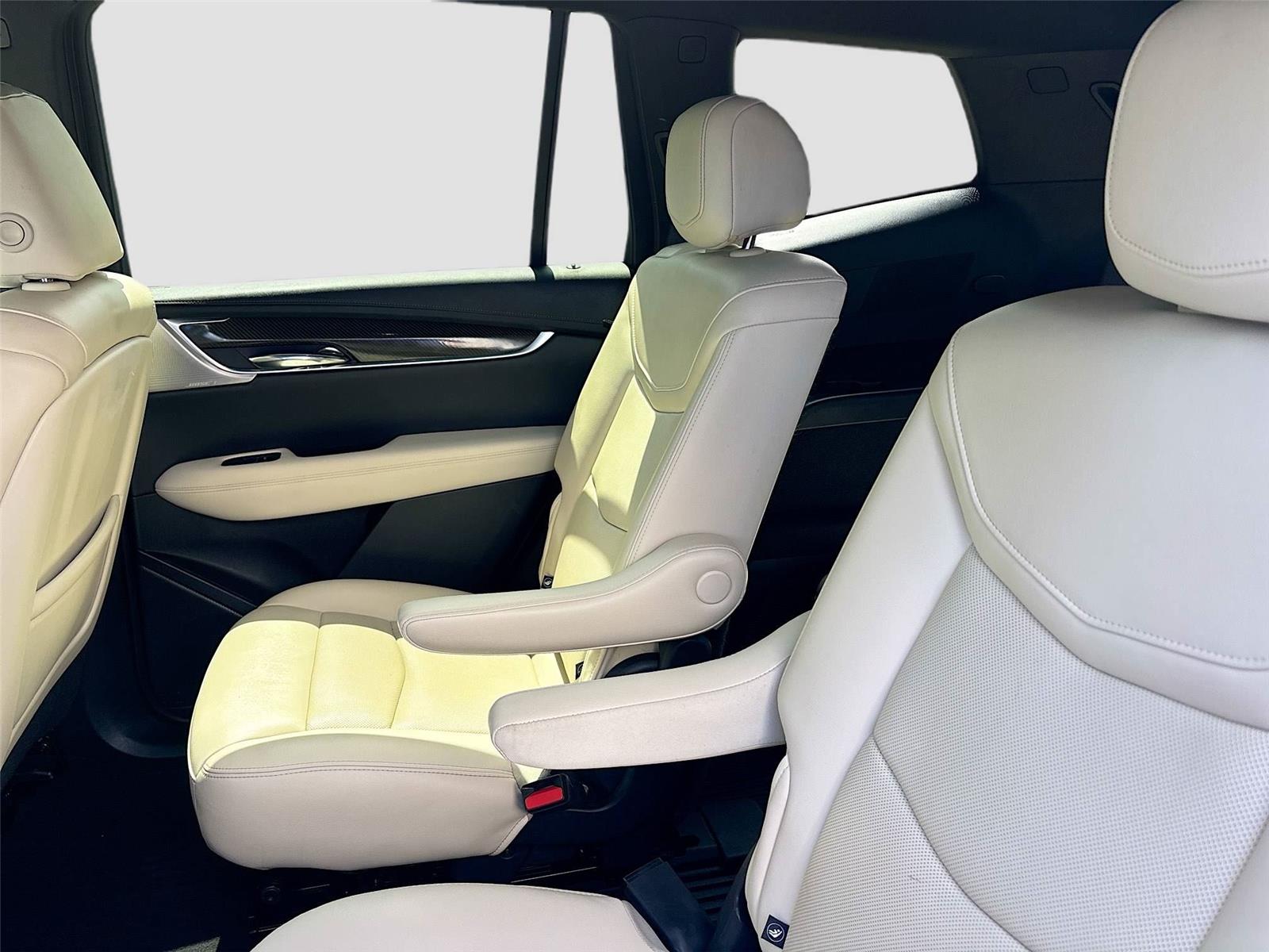 2021 Cadillac XT6 Sport photo 26