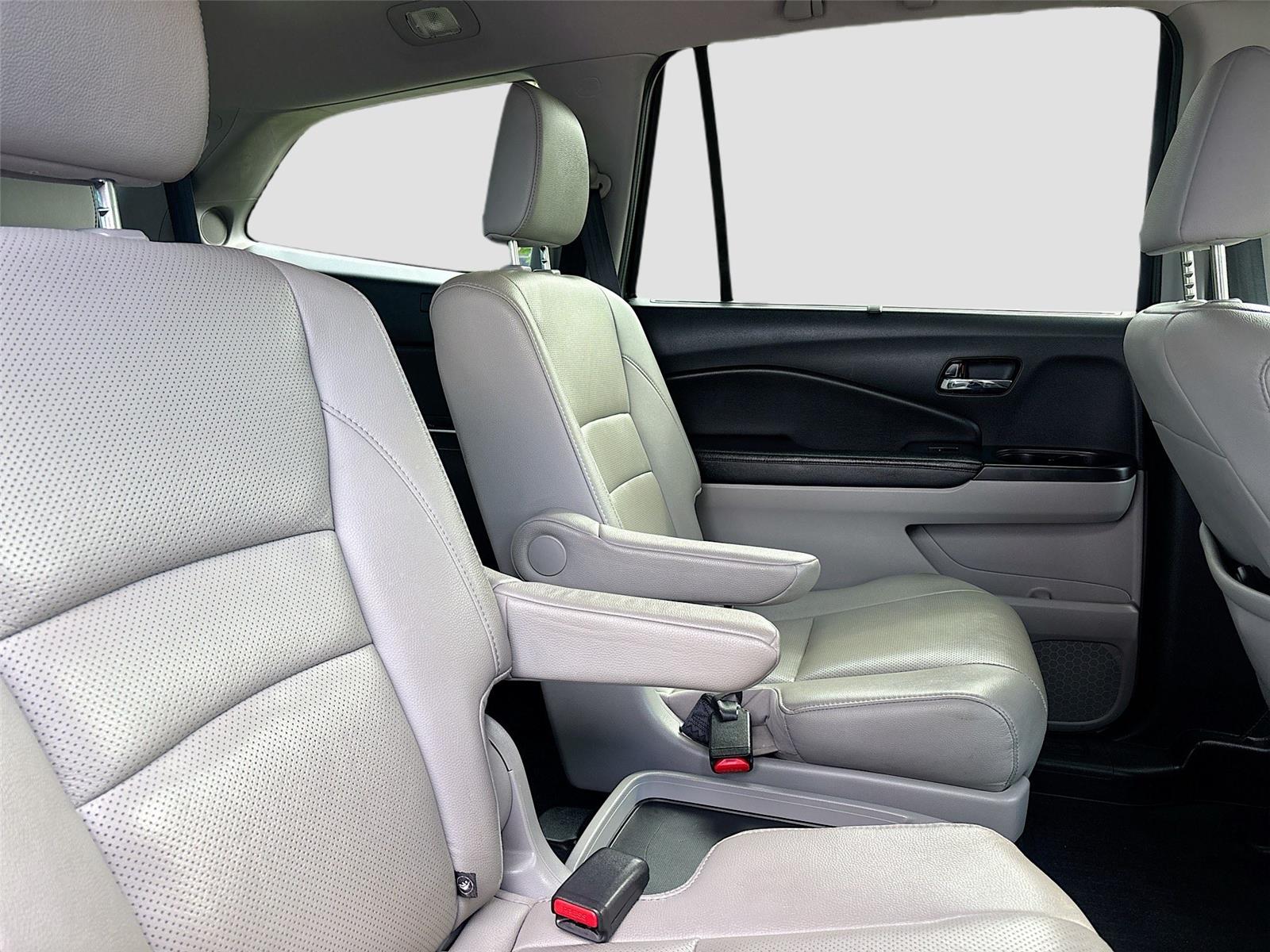 2016 Honda Pilot Elite