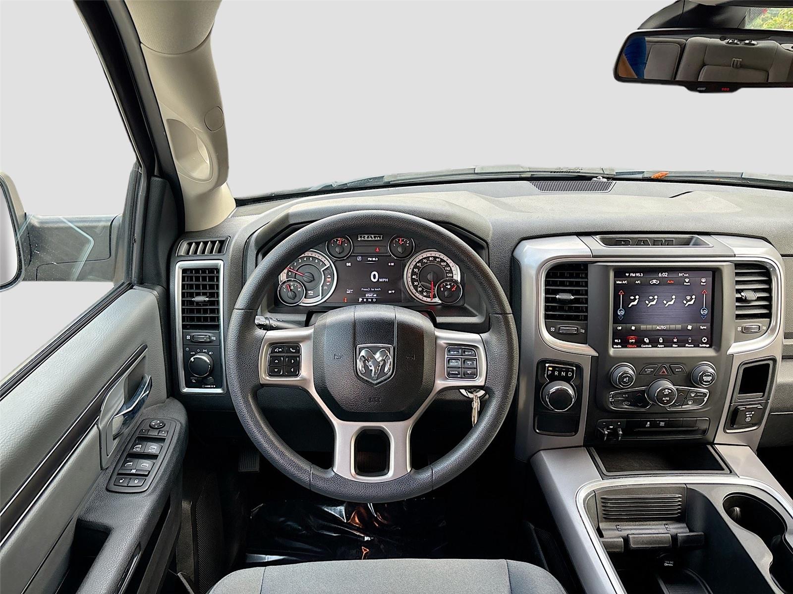 2023 Ram 1500 Classic SLT