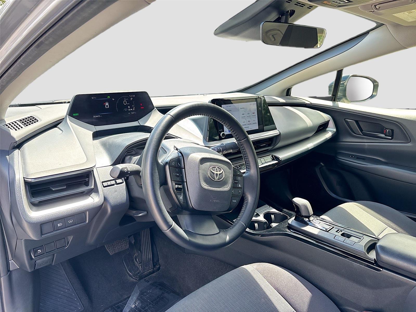 2024 Toyota Prius LE photo 9