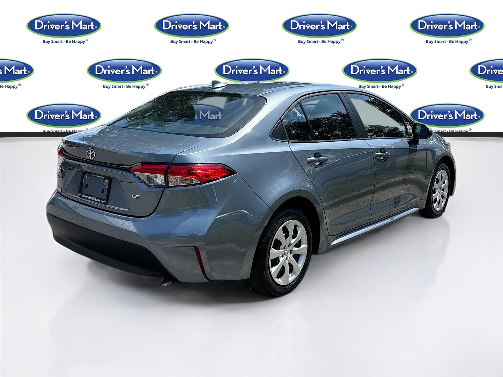 2024 Toyota Corolla LE photo 7
