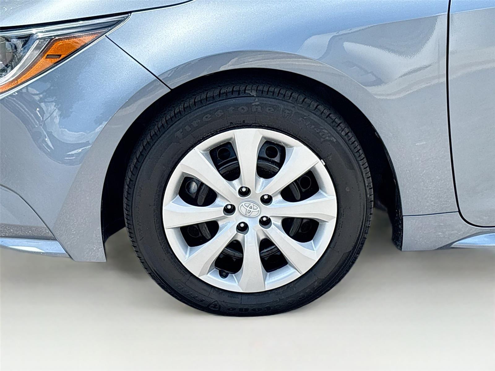 2024 Toyota Corolla LE photo 28