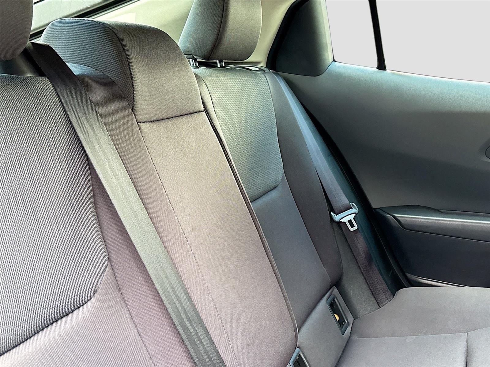 2024 Toyota Prius LE photo 25