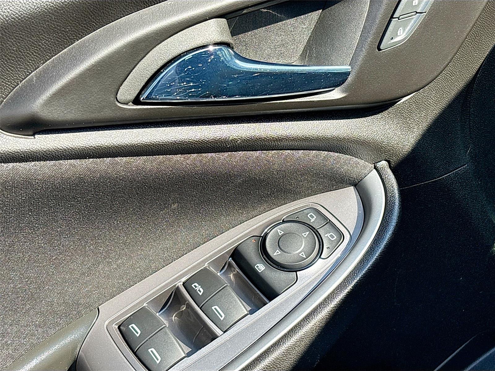 2024 Chevrolet Malibu 1LT photo 18