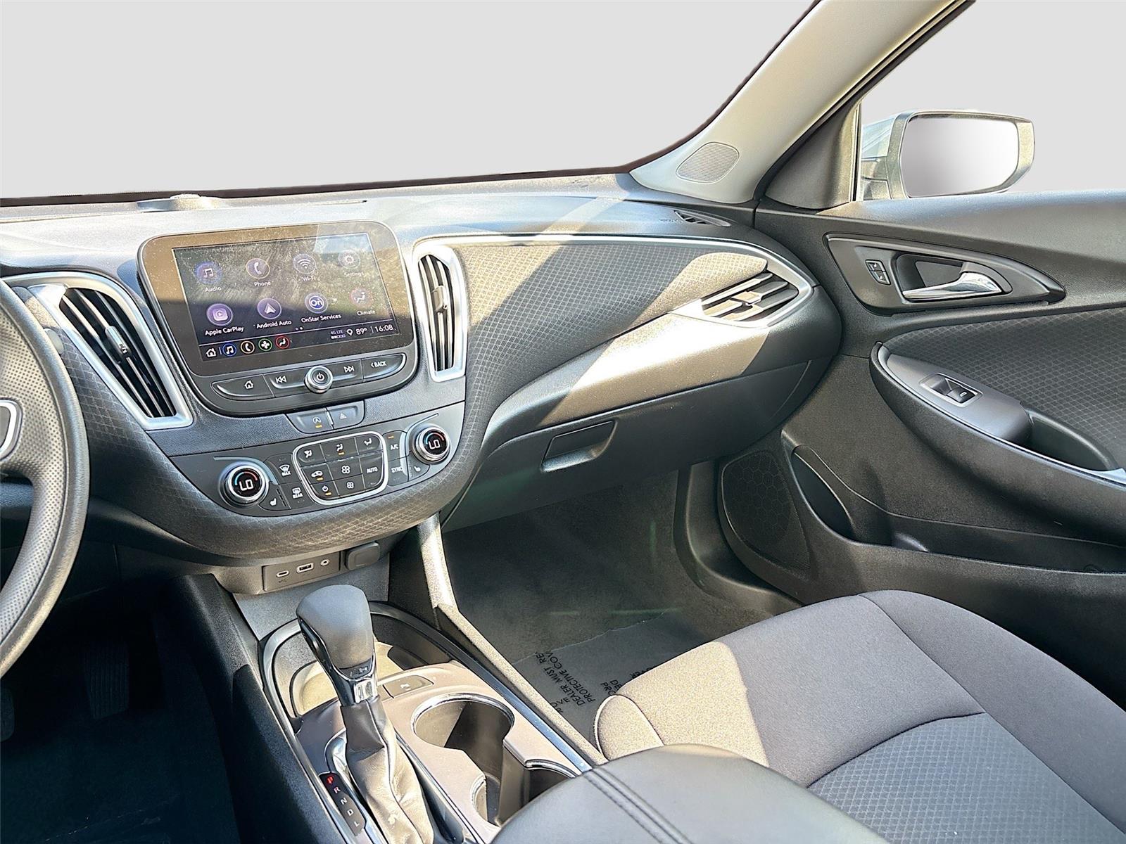 2024 Chevrolet Malibu 1LT photo 24