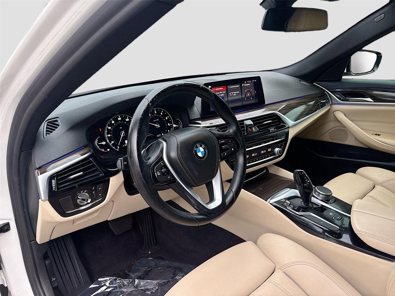 2019 BMW 5 Series 530i