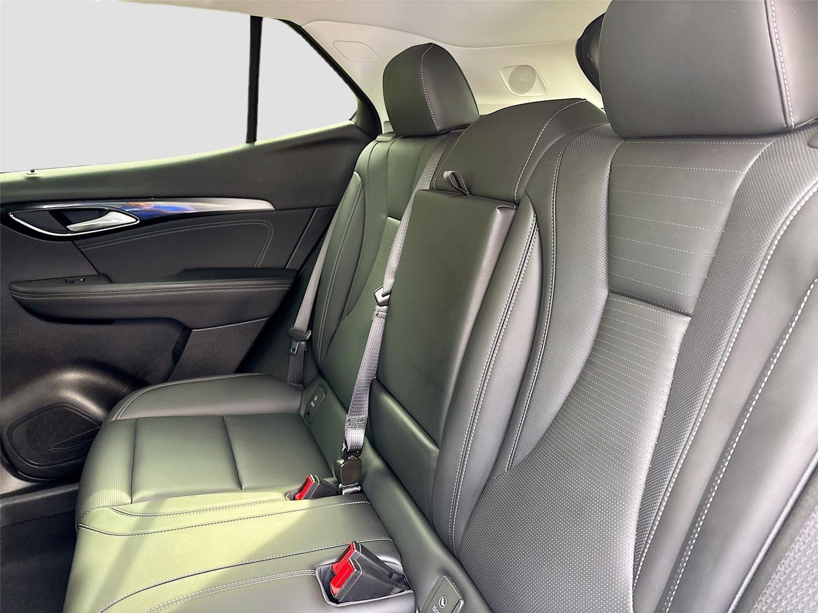 2024 Buick Envision Preferred photo 24