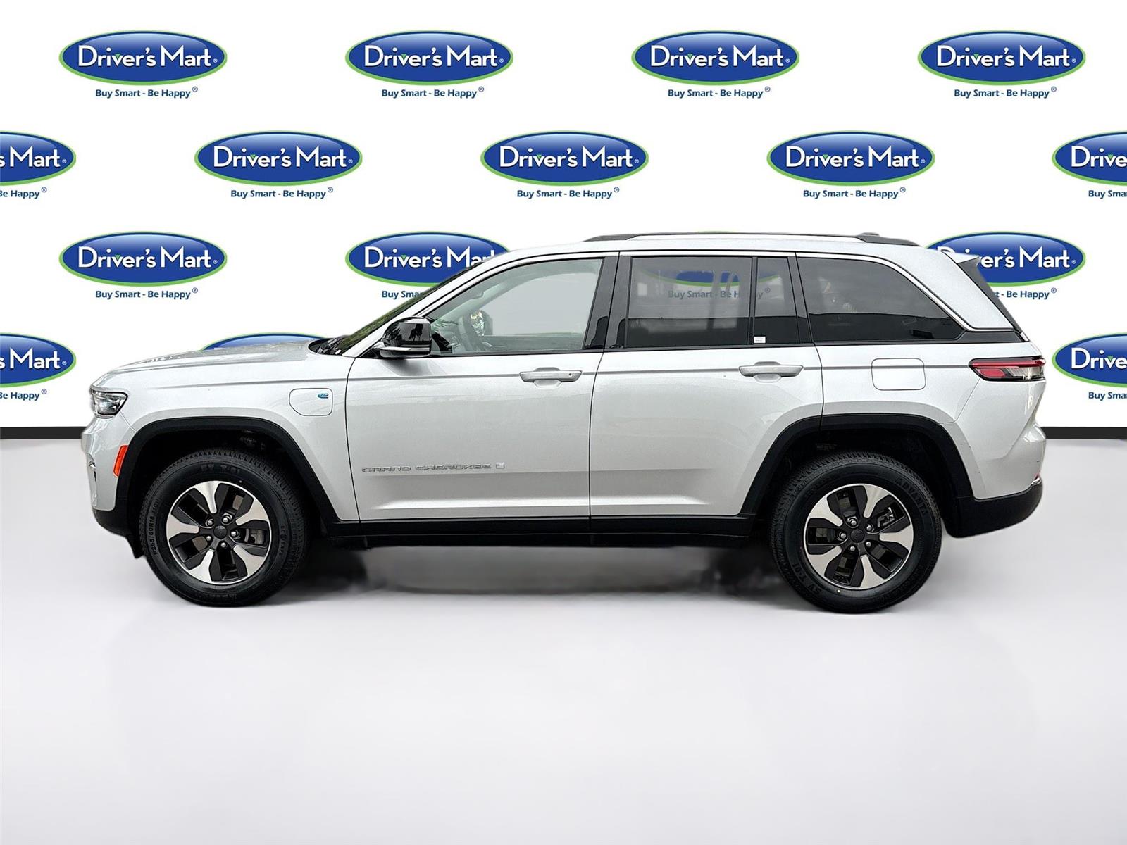 2023 Jeep Cherokee 4xe photo 2