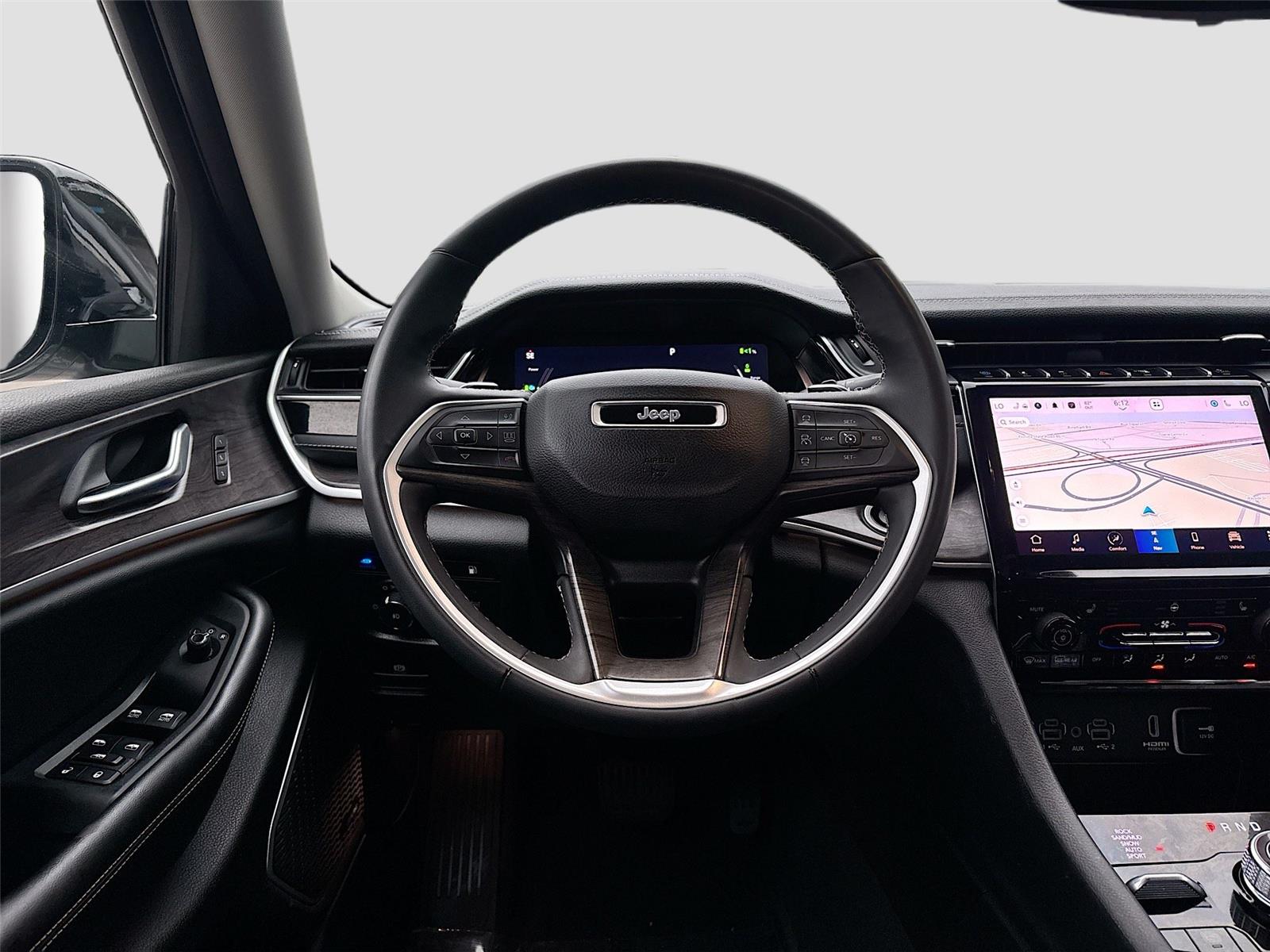 2023 Jeep Cherokee 4xe photo 21