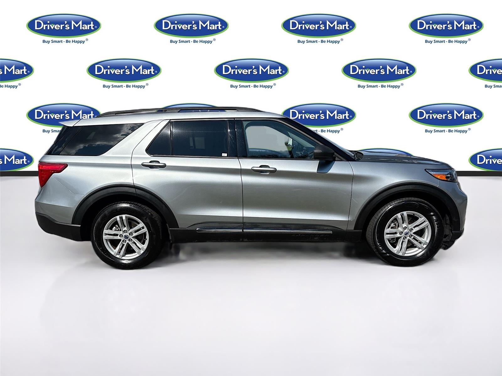 2024 Ford Explorer XLT photo 8