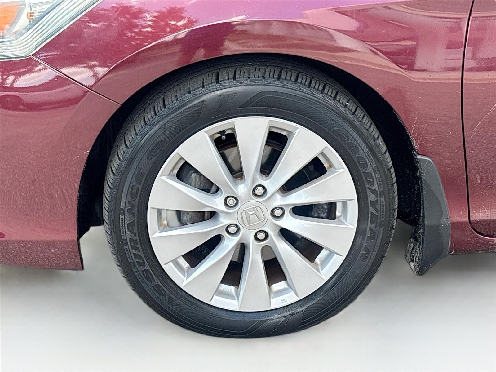 2013 Honda Accord EX photo 25