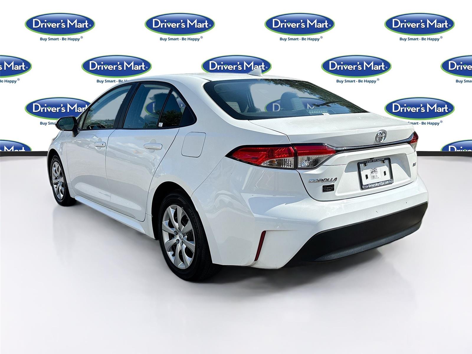 2024 Toyota Corolla LE photo 5
