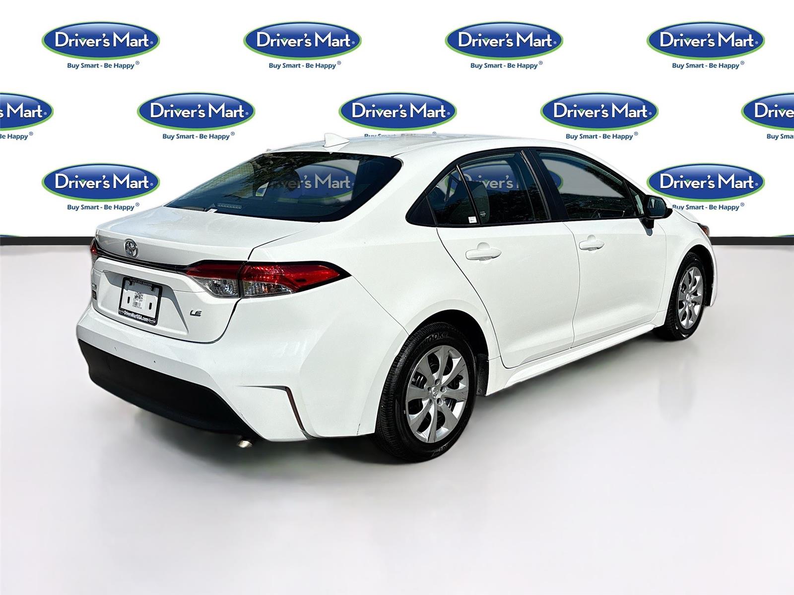 2024 Toyota Corolla LE photo 7